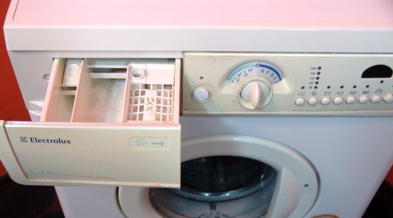 стиральная машина Electrolux без дисплея